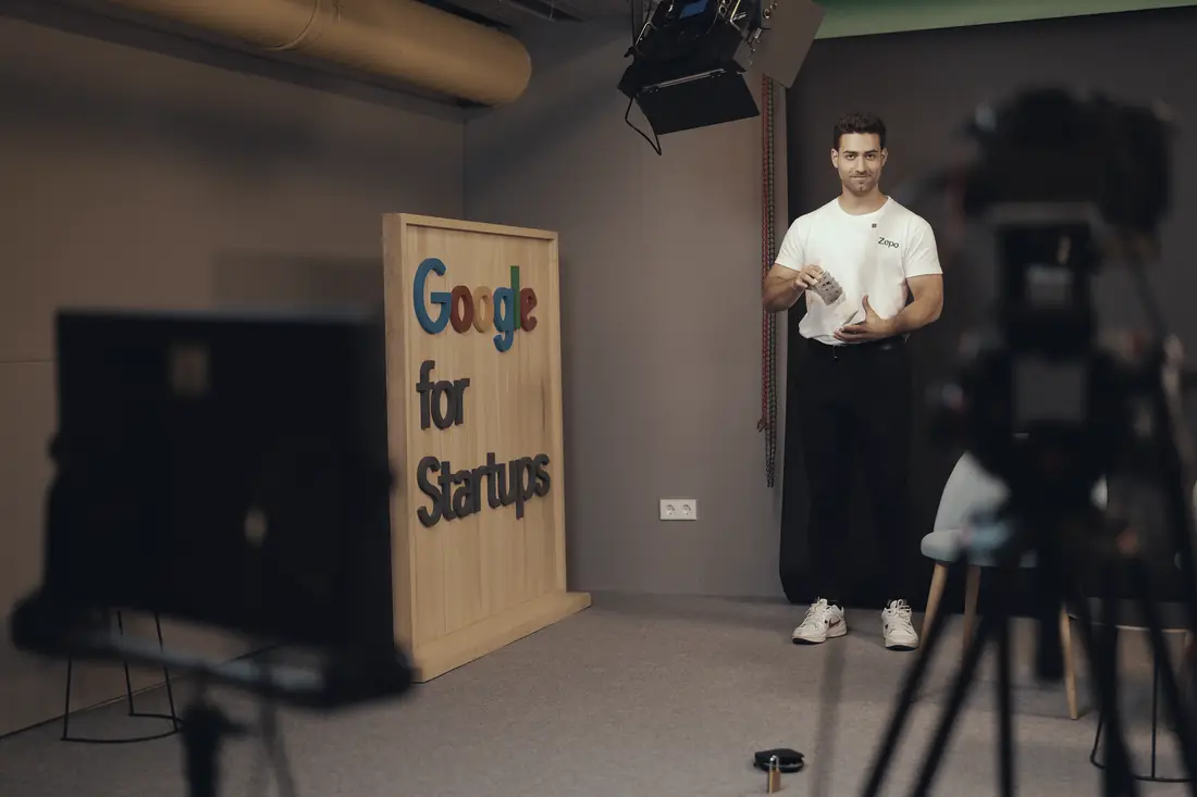 Santi Marcilla grabando en Google for Startups